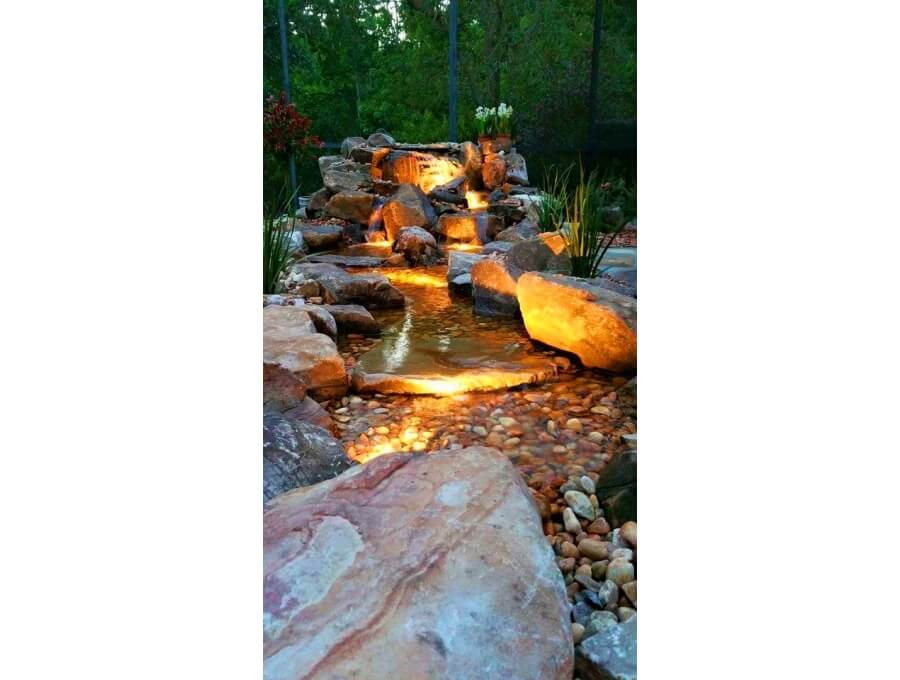 Aquacalix Peyzaj Biyolojik gölet havuz kurulumları, tasarımsal behçe düzenlemeleri, Yapay Şelale tasarım ve kurulumları, Süs havuzu yapımı ve kurulumu konus