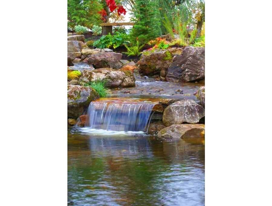 Aquacalix Peyzaj Biyolojik gölet havuz kurulumları, tasarımsal behçe düzenlemeleri, Yapay Şelale tasarım ve kurulumları, Süs havuzu yapımı ve kurulumu konus