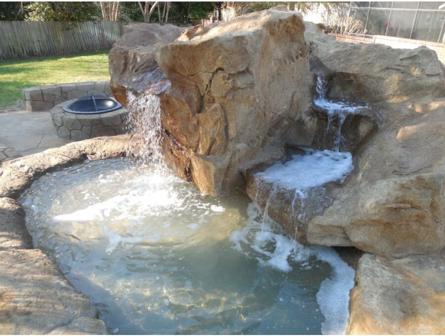 Aquacalix Peyzaj Biyolojik gölet havuz kurulumları, tasarımsal behçe düzenlemeleri, Yapay Şelale tasarım ve kurulumları, Süs havuzu yapımı ve kurulumu konus