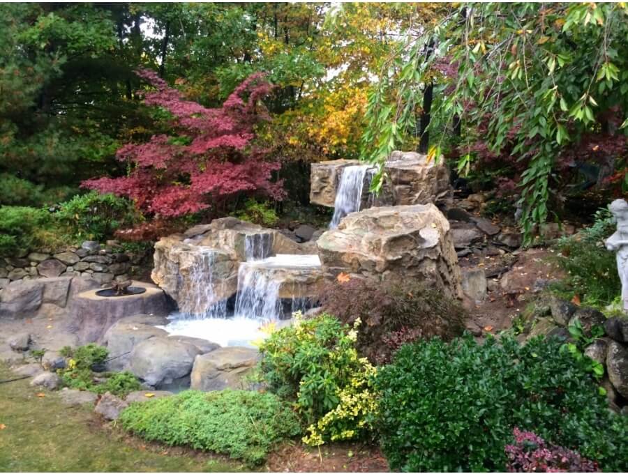 Aquacalix Peyzaj Biyolojik gölet havuz kurulumları, tasarımsal behçe düzenlemeleri, Yapay Şelale tasarım ve kurulumları, Süs havuzu yapımı ve kurulumu konus